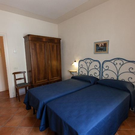 Hotel Locanda Degli Artisti บอร์โก ซาน ลอเรนโซ ภายนอก รูปภาพ