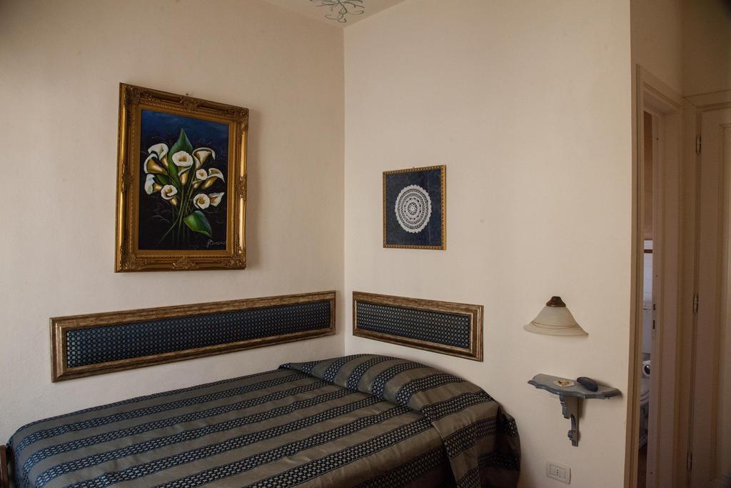 Hotel Locanda Degli Artisti บอร์โก ซาน ลอเรนโซ ห้อง รูปภาพ