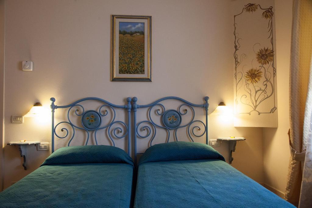 Hotel Locanda Degli Artisti บอร์โก ซาน ลอเรนโซ ห้อง รูปภาพ