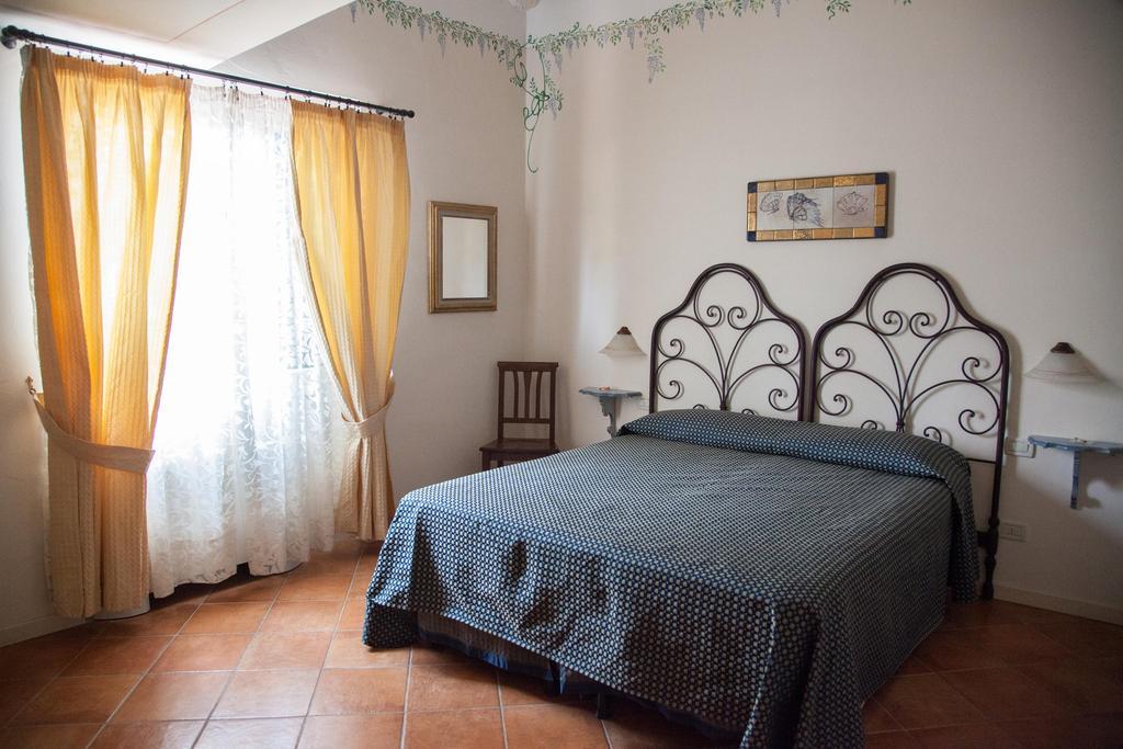 Hotel Locanda Degli Artisti บอร์โก ซาน ลอเรนโซ ห้อง รูปภาพ