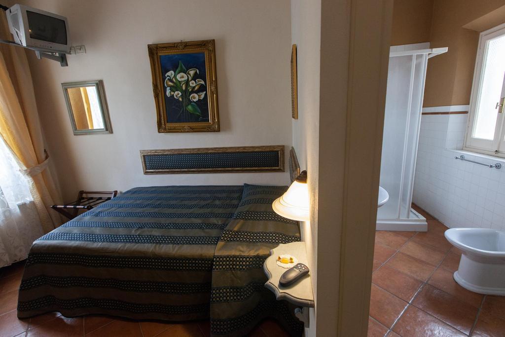 Hotel Locanda Degli Artisti บอร์โก ซาน ลอเรนโซ ห้อง รูปภาพ