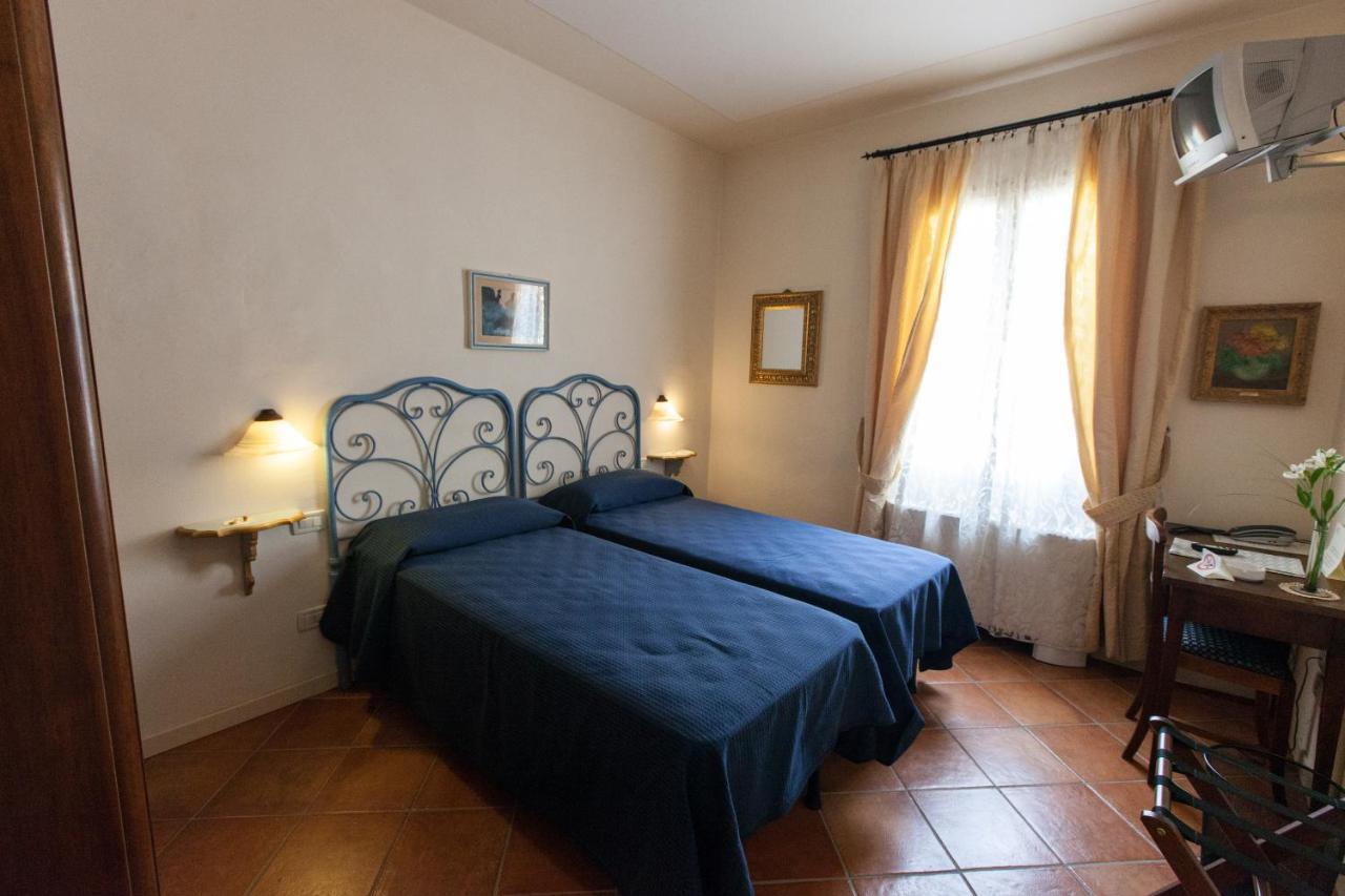Hotel Locanda Degli Artisti บอร์โก ซาน ลอเรนโซ ภายนอก รูปภาพ